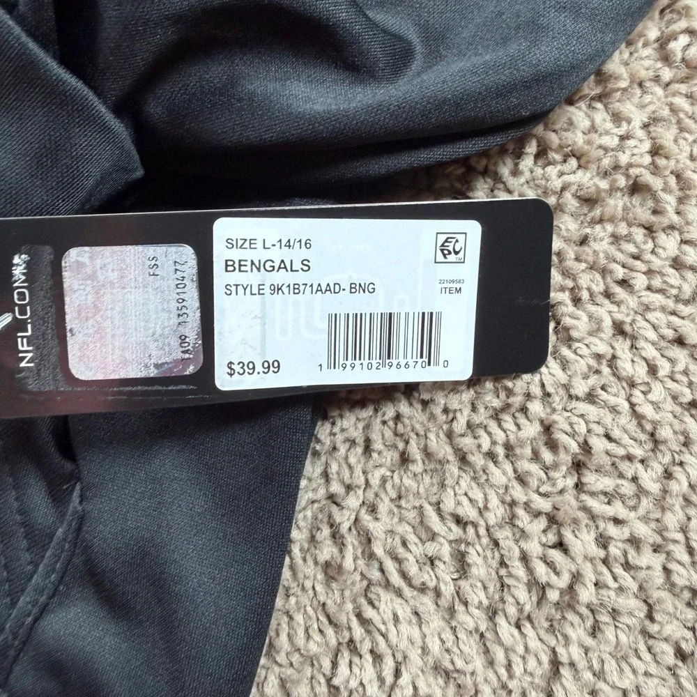 NFL Cincinnati Bengals NWT Youth Hoodie Black Large 14/16 School sweatshirt